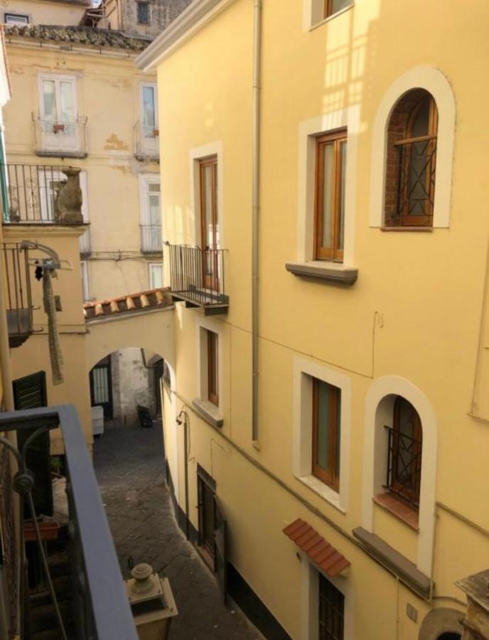 Maison In Centro Apartment Salerno Exterior photo